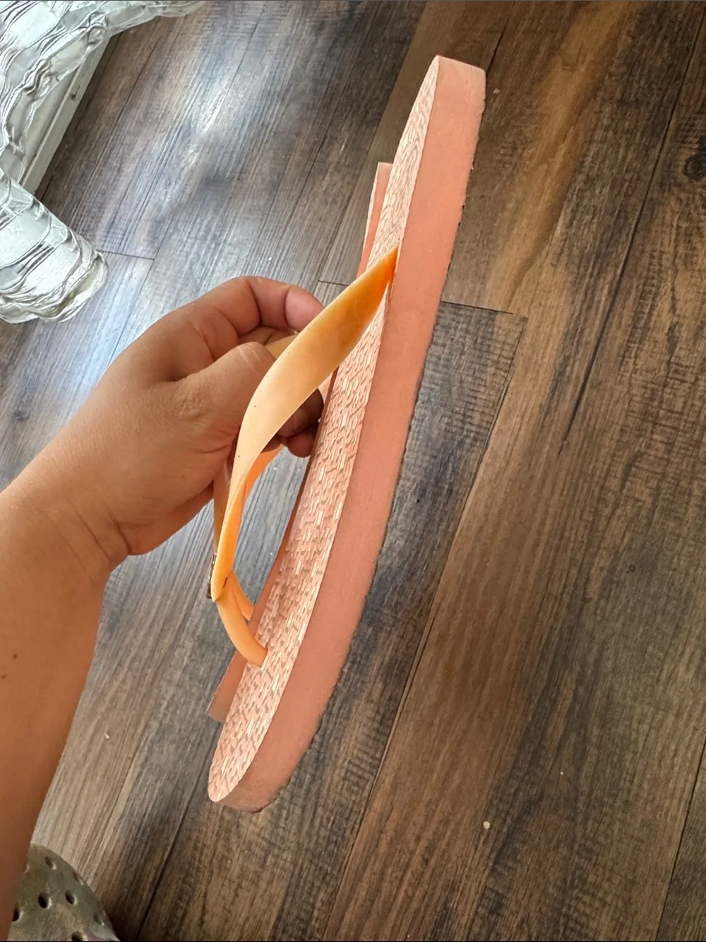 Tory Burch Coral Logo Thong Sandals